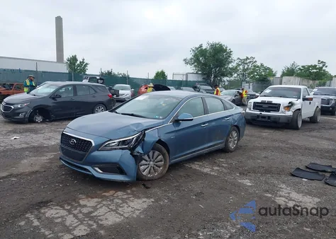 2016 Hyundai Sonata Hybrid Se z USA, uszkodzony, nr VIN KMHE24L1XGA036578